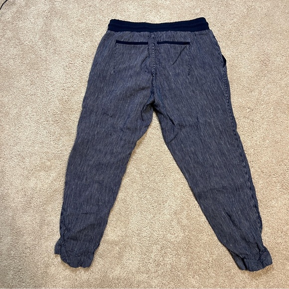 Women’s Athleta Pants Size 8 - Picture 2 of 10